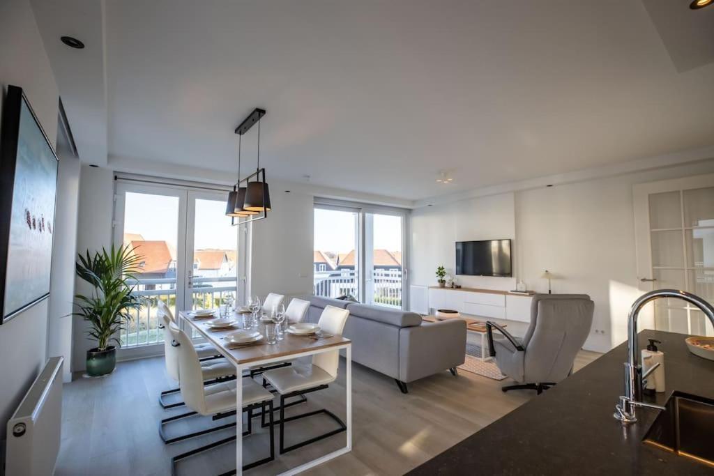 Home Away, Light And Bright Cadzand Exteriör bild