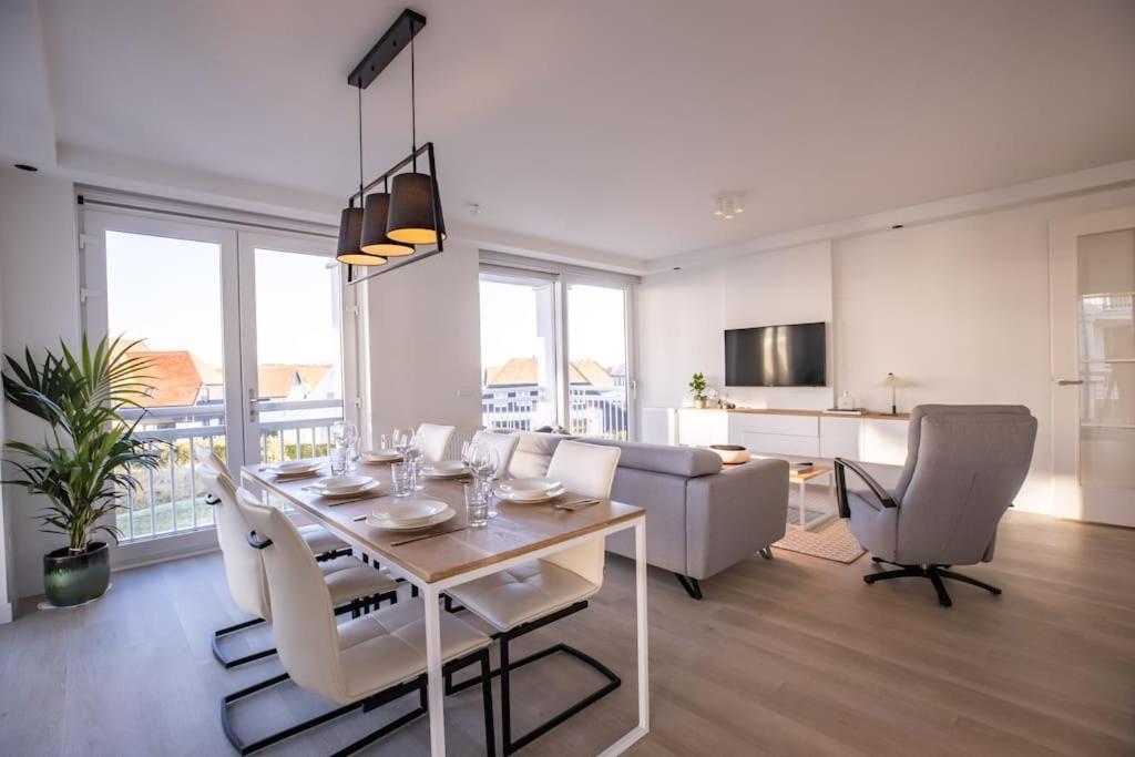 Home Away, Light And Bright Cadzand Exteriör bild